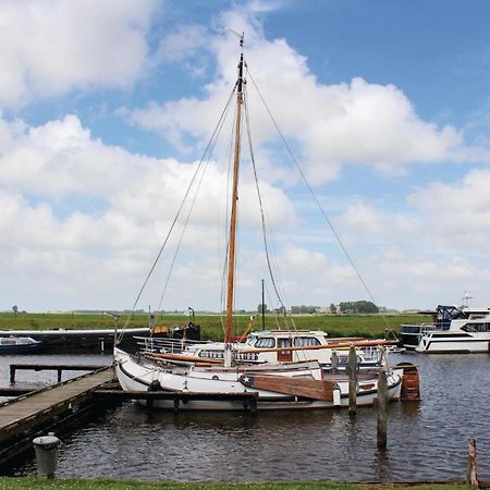 Cozy Home In Lauwerzijl With Kitchen Zewnętrze zdjęcie